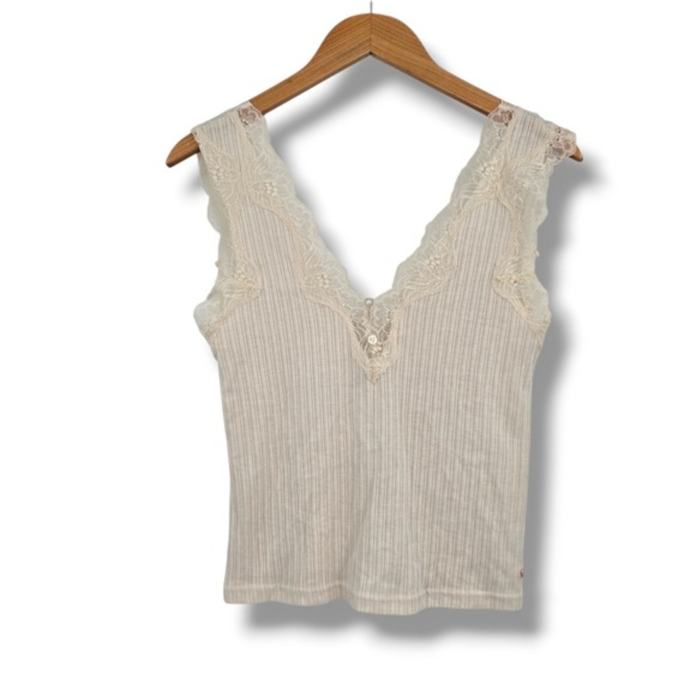 Danskin Womens Ribbed Lace Trim V-Neck Tank Top Cream Sleeveless Style 2382-37 M